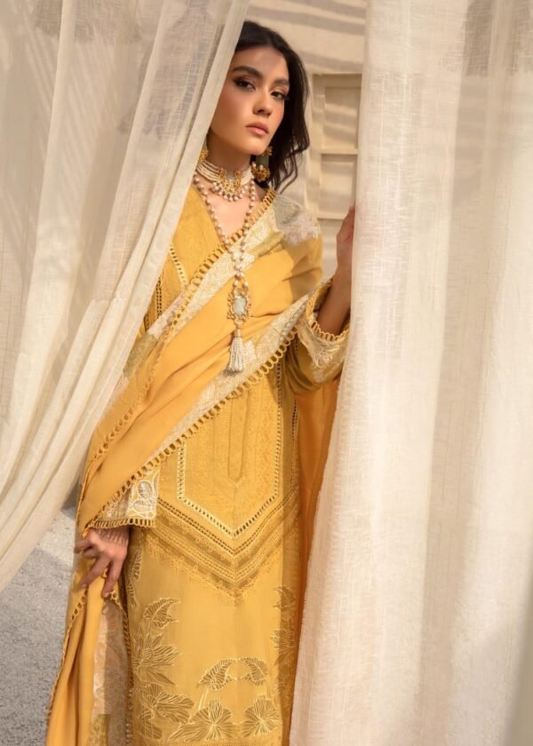 SS-1220 Heavy Embroidered Lawn 3Pc Suit With Lawn Embroidered Dupatta
