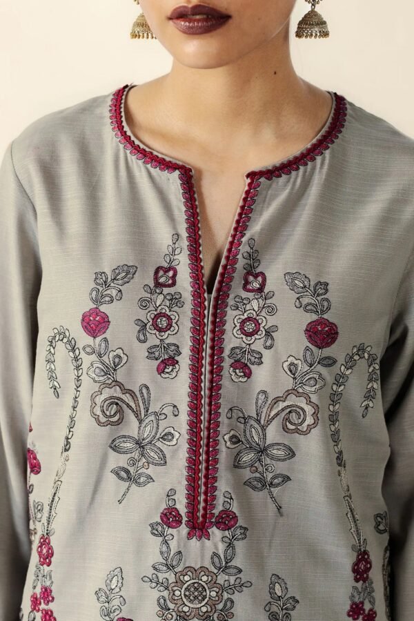 Unstitched Heavy Embroidered Dhanak Suit ( Plain Dyed Dhanak Shawl )