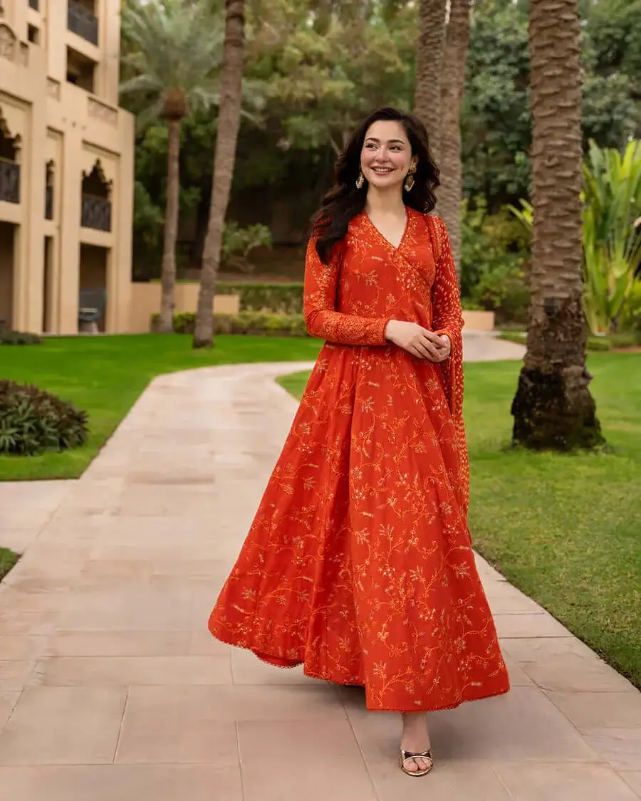 naqoosh-summer-dress-designs-2026-new-arrivals-lawn-dress-designs-summer-lawn-collection-2026-unstitched-lawn-3-piece-eid-sale-eid-lawn-online-sale-2_17a4793f-d1a3-4099-96cb-f193bb7f2